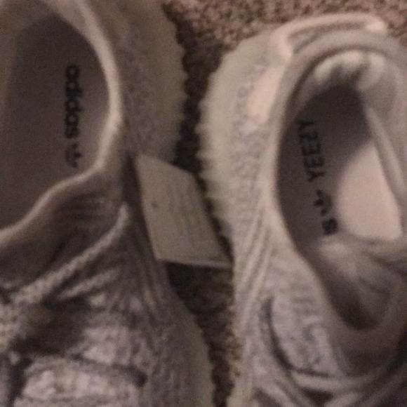 REFLECTive yeezy white and silver sz 4.5 brand new - Picture 3 of 8
